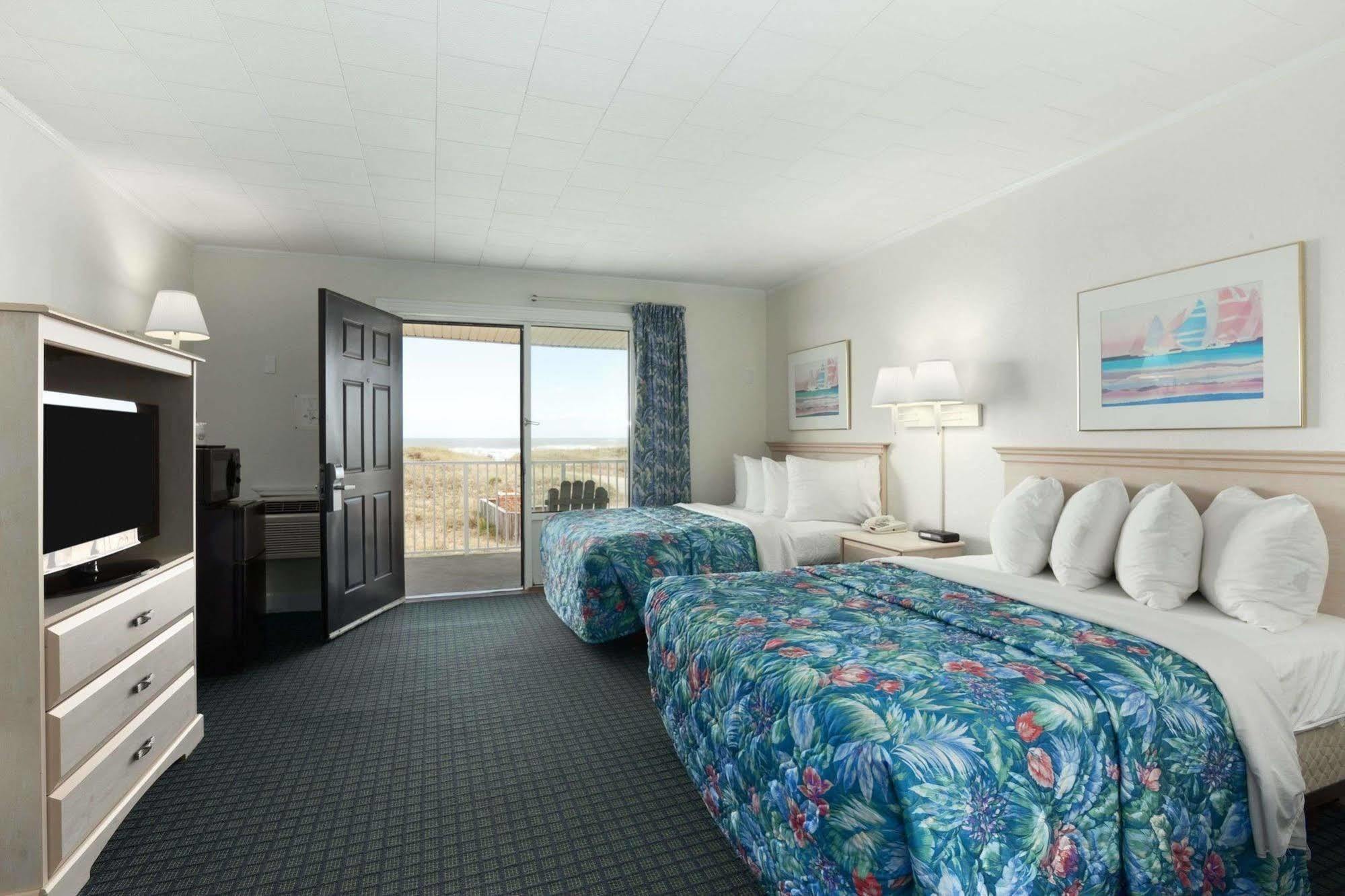 Days Inn By Wyndham Kill Devil Hills Oceanfront - Wilbur Exterior foto