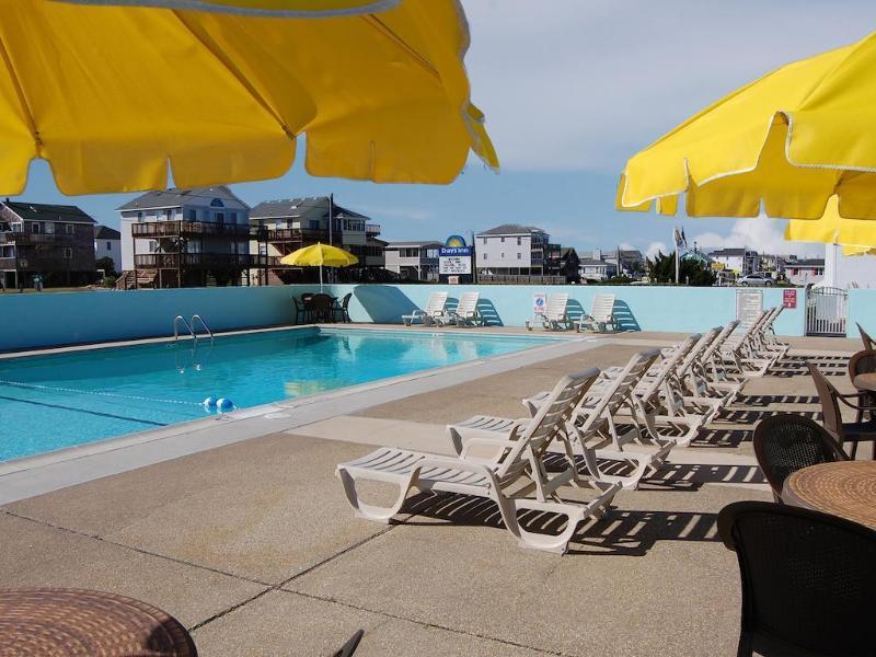 Days Inn By Wyndham Kill Devil Hills Oceanfront - Wilbur Exterior foto